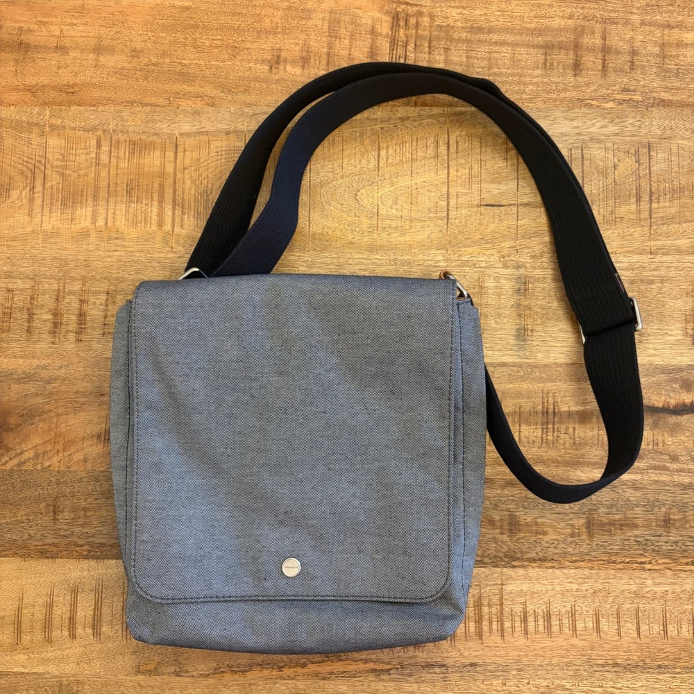 Skagen Gade Messenger Bag Crossbody Twill Leather Grey Travel Commute Office